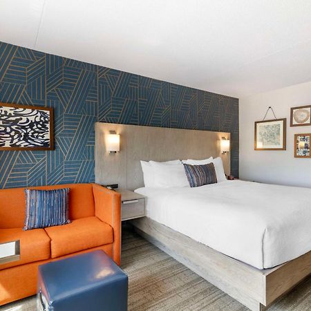 Best Western Plus Landmark Inn Laconia Bagian luar foto